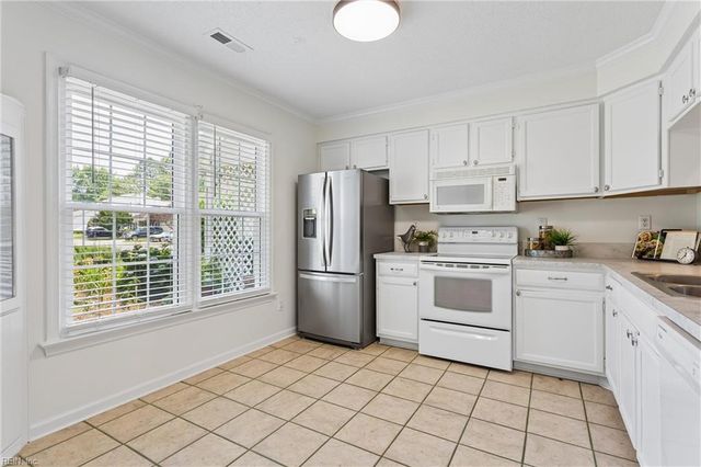 119 Monarch Glade, Yorktown, VA 23693