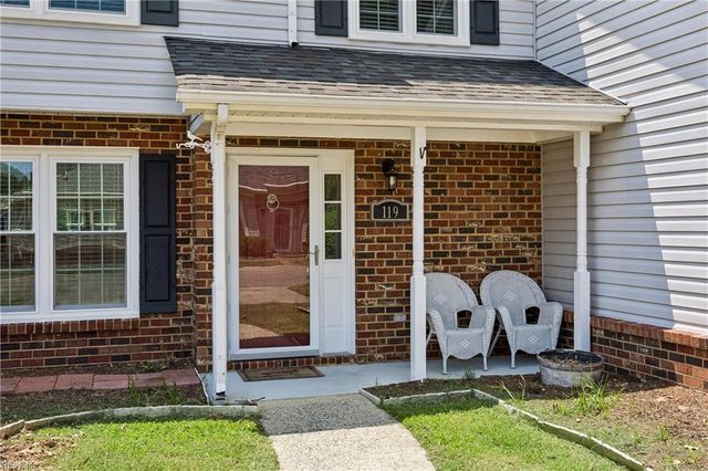 119 Monarch Glade, Yorktown, VA 23693