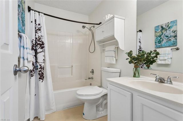 119 Monarch Glade, Yorktown, VA 23693