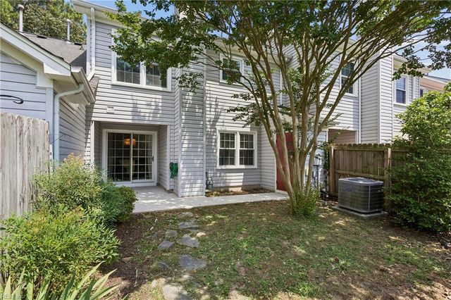 119 Monarch Glade, Yorktown, VA 23693