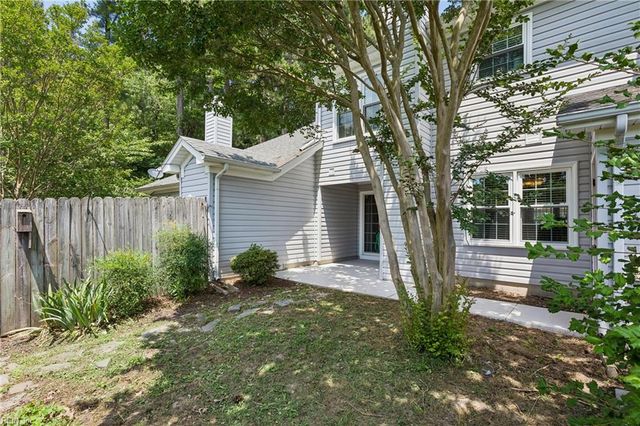 119 Monarch Glade, Yorktown, VA 23693