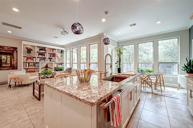 23 Silver Rock Drive, Tomball, TX 77375