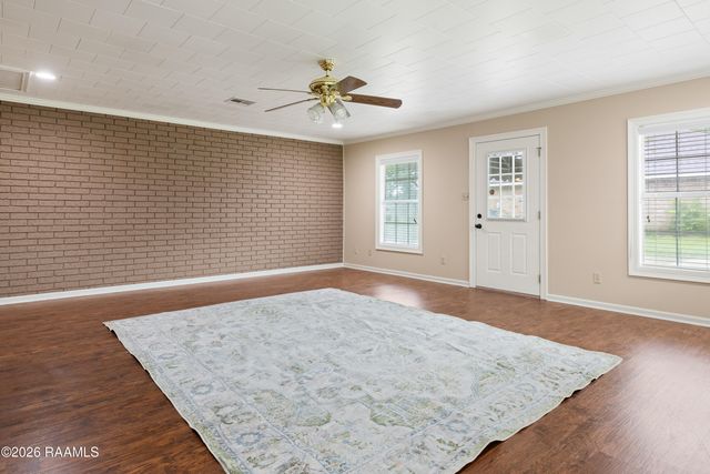 206 Paul Boudreaux Road, Lafayette, LA 70506