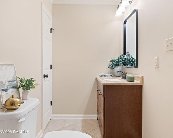 206 Paul Boudreaux Road, Lafayette, LA 70506