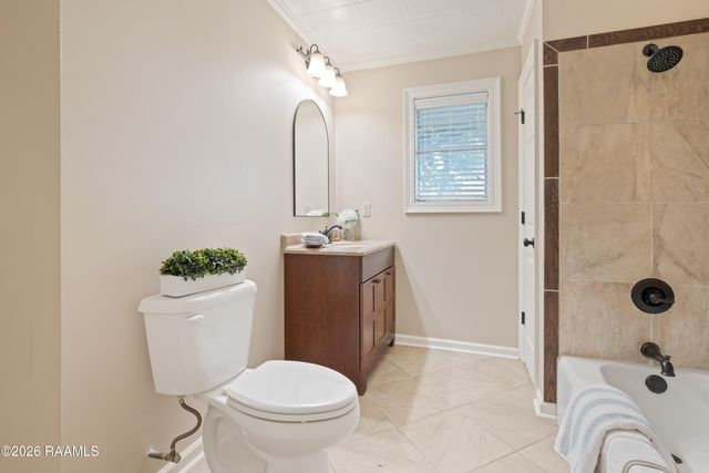 206 Paul Boudreaux Road, Lafayette, LA 70506