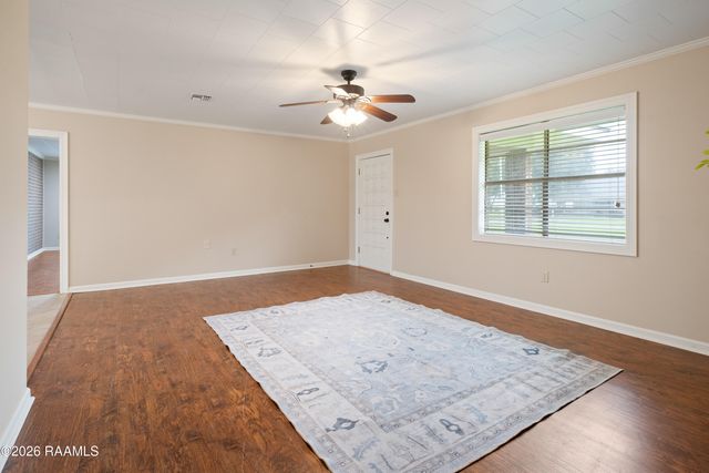 206 Paul Boudreaux Road, Lafayette, LA 70506