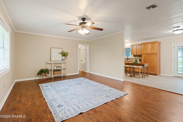 206 Paul Boudreaux Road, Lafayette, LA 70506