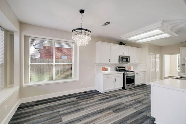 4615 Russett Lane, Sugar Land, TX 77479