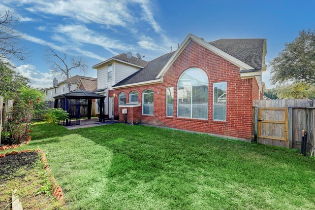 4615 Russett Lane, Sugar Land, TX 77479