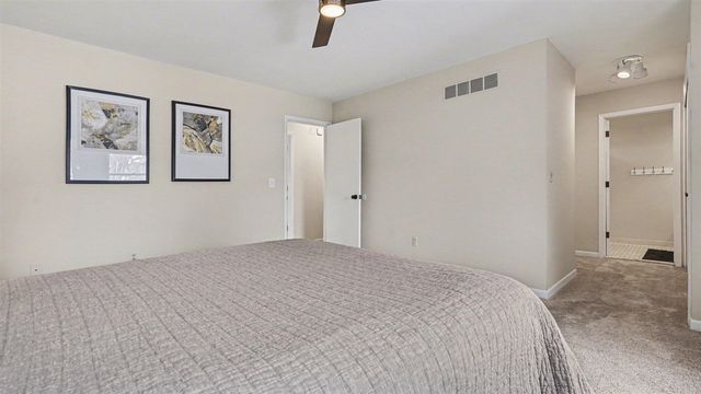 2176 Overlook Court, Ann Arbor, MI 48103