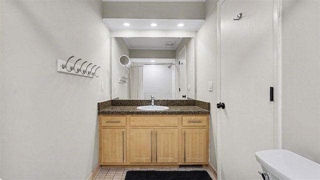 2176 Overlook Court, Ann Arbor, MI 48103