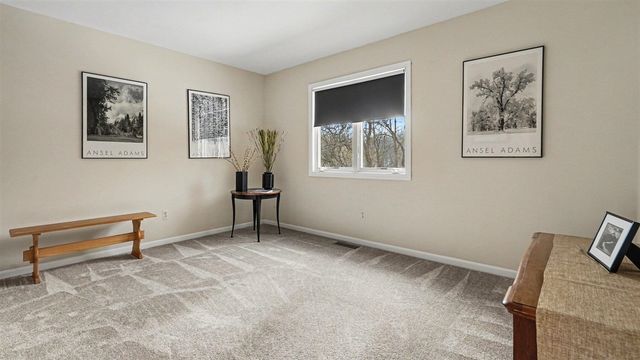 2176 Overlook Court, Ann Arbor, MI 48103