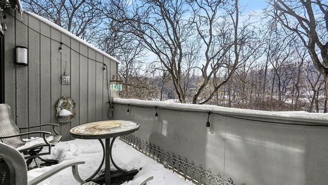 2176 Overlook Court, Ann Arbor, MI 48103