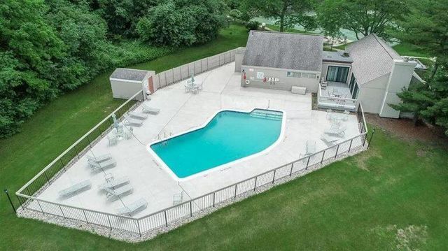 2176 Overlook Court, Ann Arbor, MI 48103
