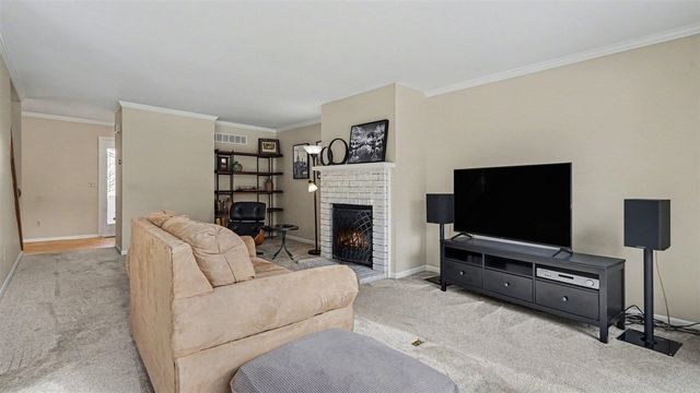 2176 Overlook Court, Ann Arbor, MI 48103