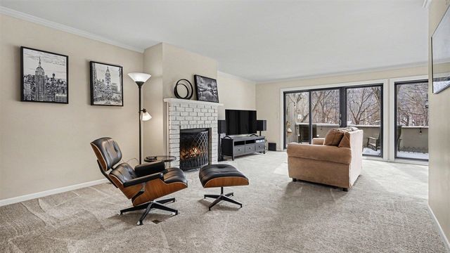 2176 Overlook Court, Ann Arbor, MI 48103