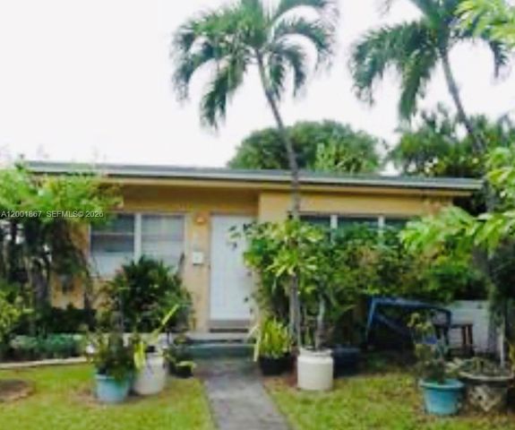 1629 Mayo St, Hollywood, FL 33020