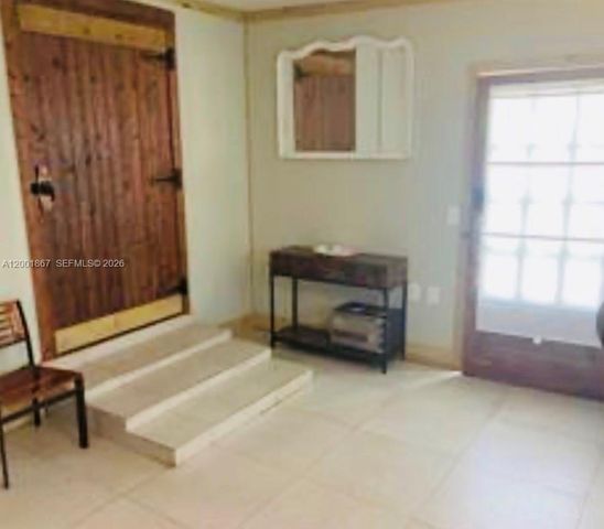 1629 Mayo St, Hollywood, FL 33020