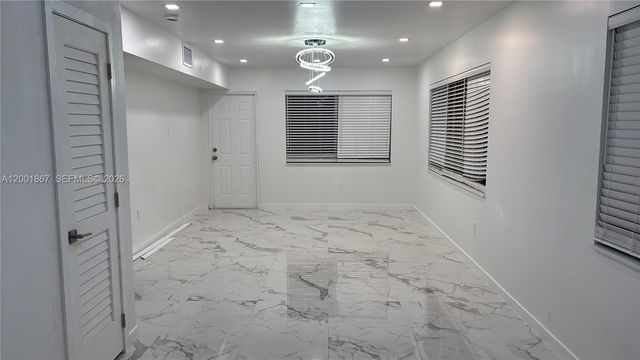 1629 Mayo St, Hollywood, FL 33020