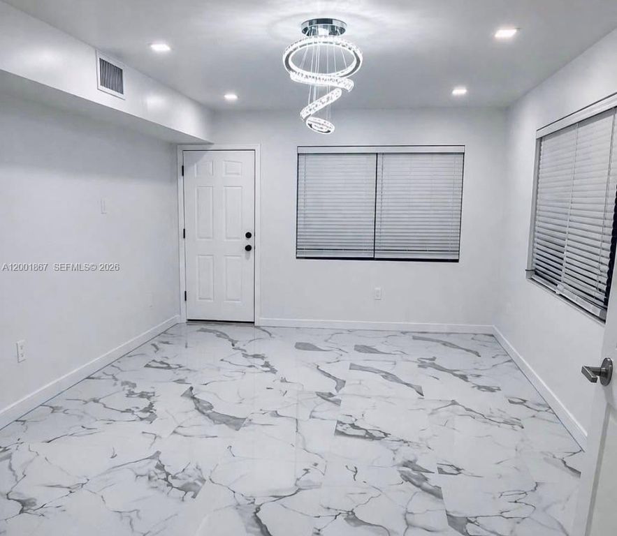 1629 Mayo St, Hollywood, FL 33020