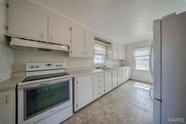 35998 Highway 72, Salem, MO 65560