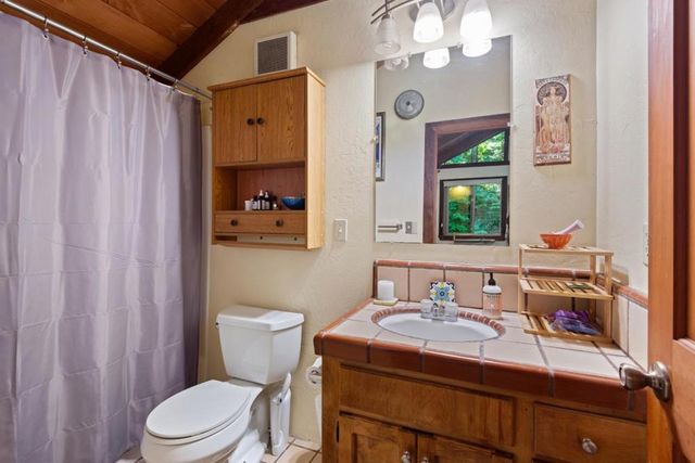 17388 Tressel Pass Road, Boulder Creek, CA 95006