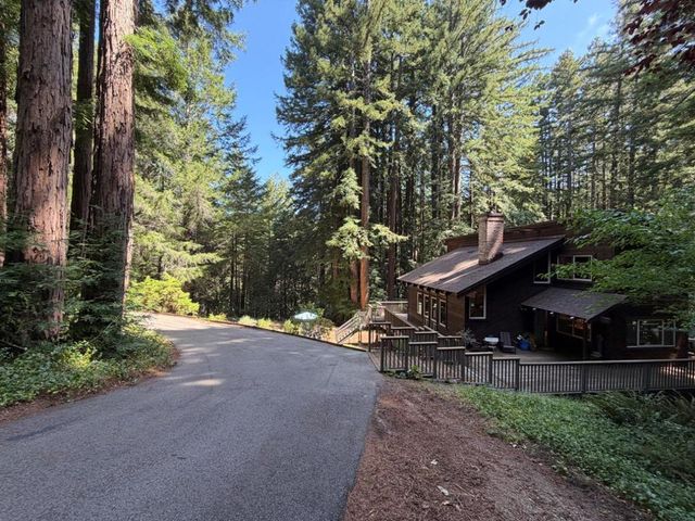 17388 Tressel Pass Road, Boulder Creek, CA 95006