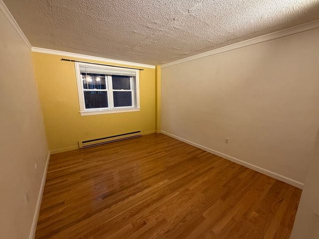 1691 Cambridge St 33, Cambridge, MA 02138