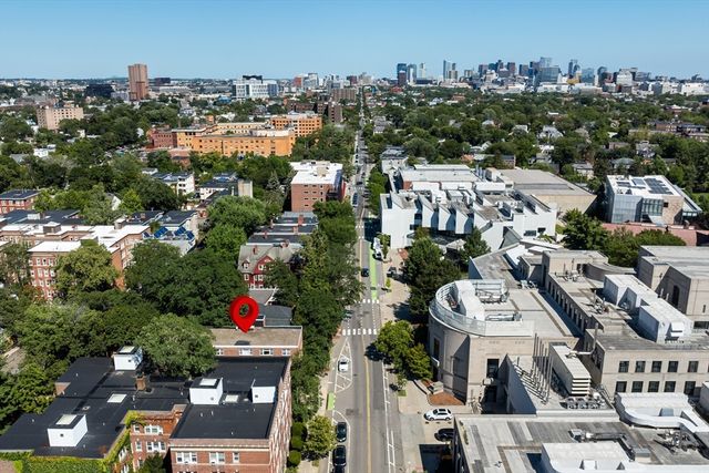1691 Cambridge St 33, Cambridge, MA 02138
