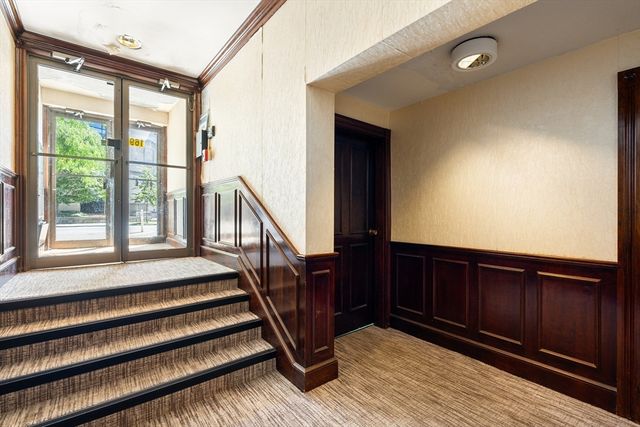 1691 Cambridge St 33, Cambridge, MA 02138