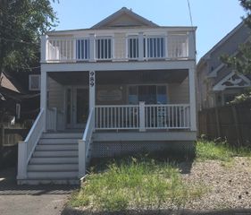 989 Fairfield Beach Road, Fairfield, CT 06824