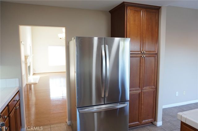 11855 Birch Grove, Sylmar, CA 91342
