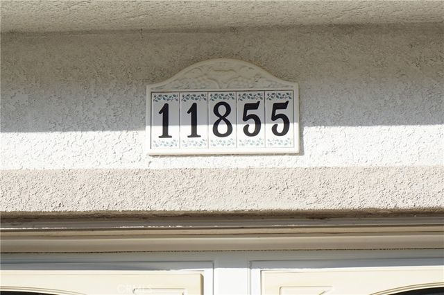 11855 Birch Grove, Sylmar, CA 91342