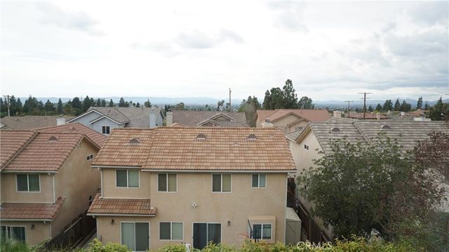 11855 Birch Grove, Sylmar, CA 91342