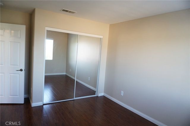 11855 Birch Grove, Sylmar, CA 91342