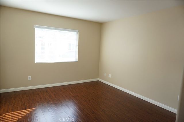 11855 Birch Grove, Sylmar, CA 91342