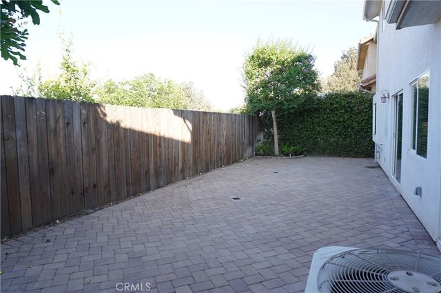 11855 Birch Grove, Sylmar, CA 91342