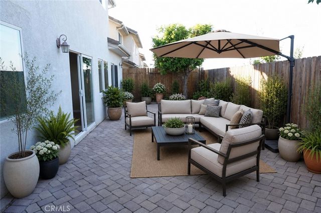 11855 Birch Grove, Sylmar, CA 91342