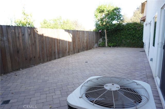 11855 Birch Grove, Sylmar, CA 91342