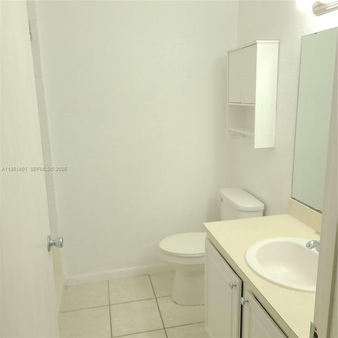 2061 NW 96th Ter 12P, Pembroke Pines, FL 33024