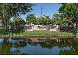 2061 NW 96th Ter 12P, Pembroke Pines, FL 33024