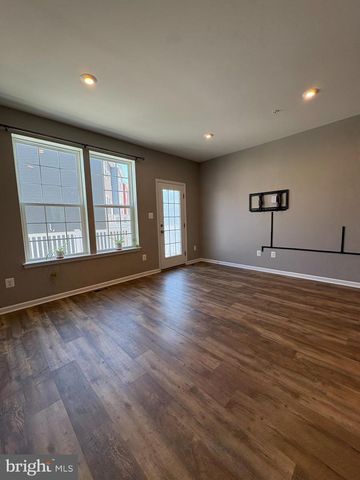 43767 WINTERBERRY WAY, California, MD 20619