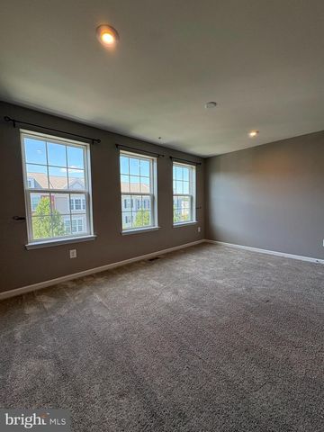 43767 WINTERBERRY WAY, California, MD 20619
