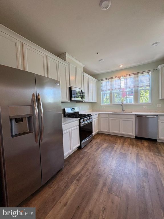 Image 2 of property listing at 43767 WINTERBERRY WAY, California, MD 20619