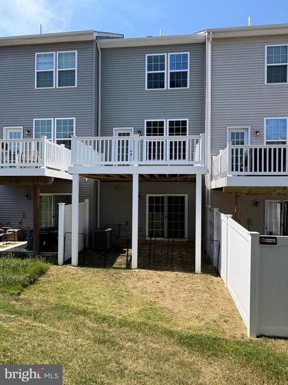 Image 29 of property listing at 43767 WINTERBERRY WAY, California, MD 20619