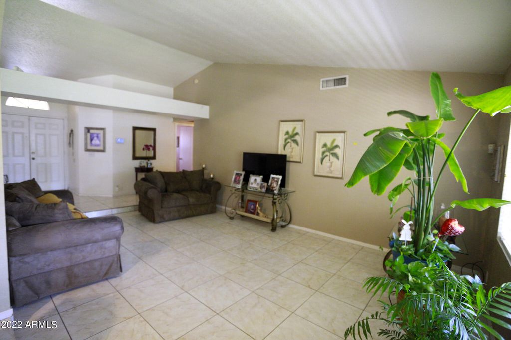 7363 W MEDLOCK Drive, Glendale, AZ 85303 — photo 5