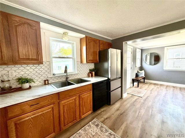171 South Blossom Road, Elma, NY 14059