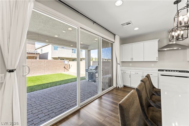 1938 Karner Blue Avenue, North Las Vegas, NV 89031
