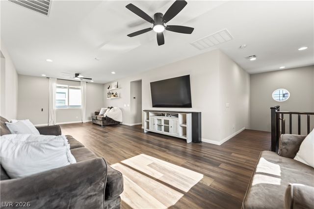 1938 Karner Blue Avenue, North Las Vegas, NV 89031