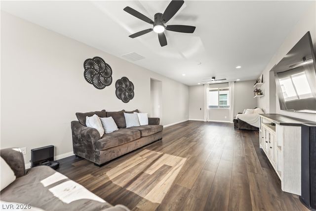1938 Karner Blue Avenue, North Las Vegas, NV 89031